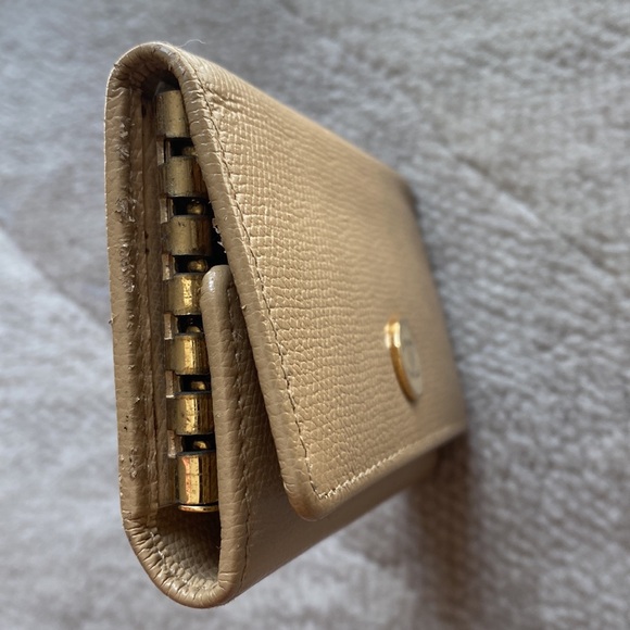 CHANEL 6 Key Card Holder Wallet Beige Leather - Picture 7 of 13